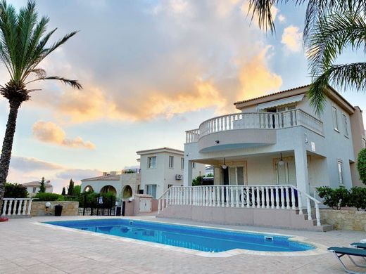 Detached House in Sea Caves, Paphos District