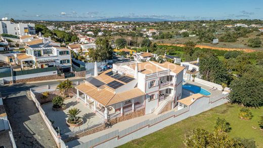 Villa - Albufeira e Olhos de Água, Albufeira