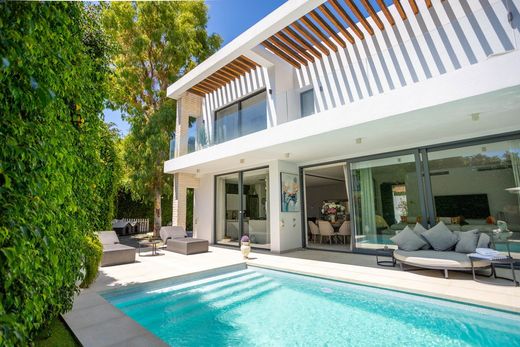 Villa in Estepona, Malaga