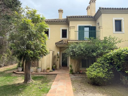 Villa multifamiliale à Sotogrande, Cadix