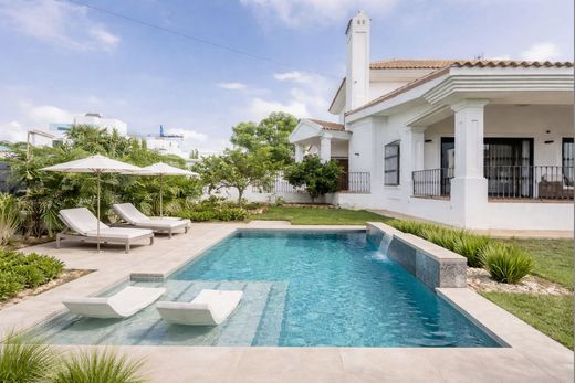 Detached House in San Pedro de Alcántara, Malaga