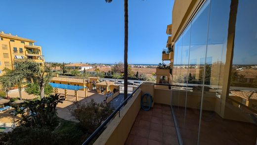 Apartment in San Pedro de Alcántara, Malaga