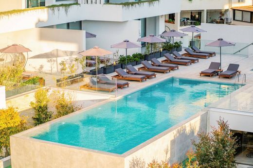 Apartment / Etagenwohnung in Tombs of the Kings, Paphos District