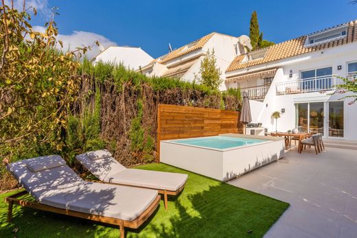Townhouse in The Golden Mile, Malaga
