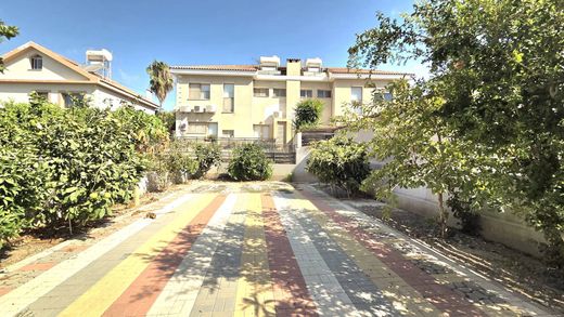 Casa Geminada - Ágios Athanásios, Limassol District