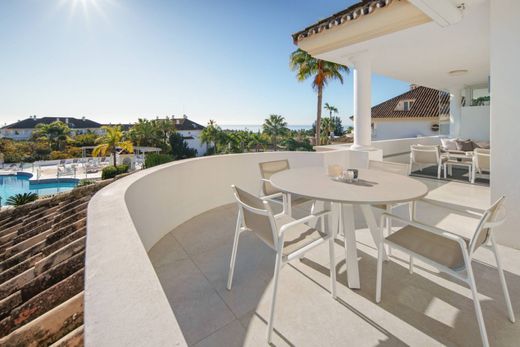 Penthouse in The Golden Mile, Malaga