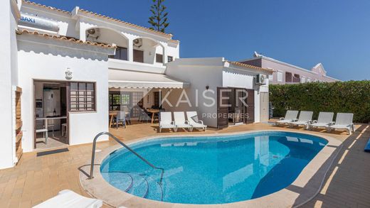 Villa in Albufeira e Olhos de Água, Albufeira