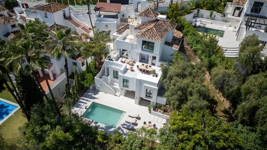 Detached House in Nueva Andalucia, Malaga
