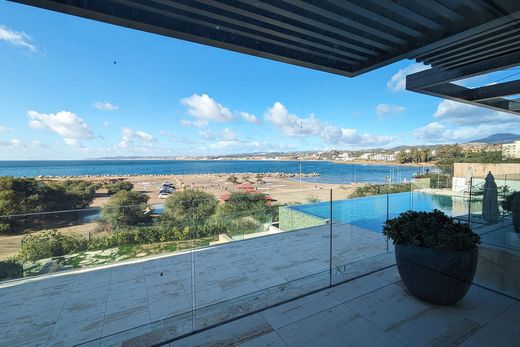 Apartment / Etagenwohnung in Estepona, Málaga