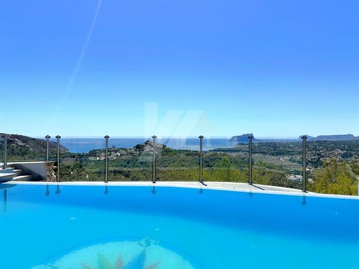 Villa in Moraira, Alicante