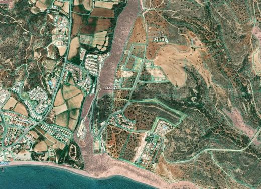 Land in Pissoúri, Limassol District