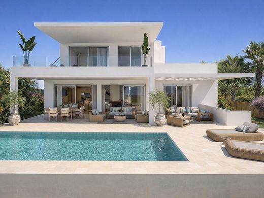 Detached House in San Pedro de Alcántara, Malaga