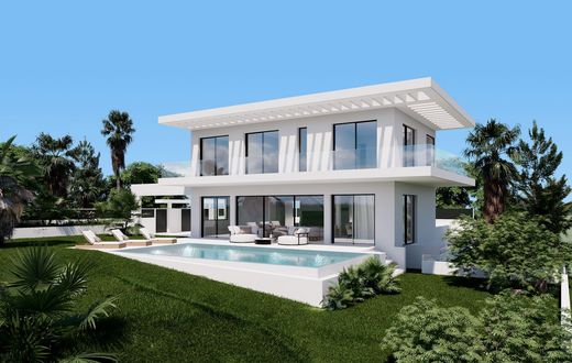 Detached House in Elviria, Malaga