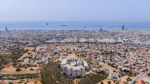 Apartment in Ágios Athanásios, Limassol District