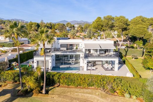 Villa in Los Monteros, Malaga