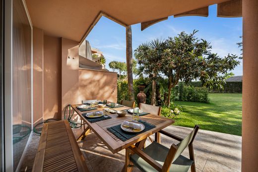 Piso / Apartamento en Nueva Andalucia, Málaga