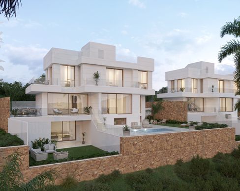 Detached House in Estepona, Malaga