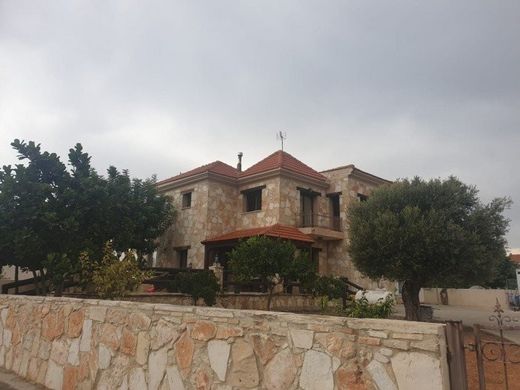 Luxury home in Ýpsonas, Limassol District