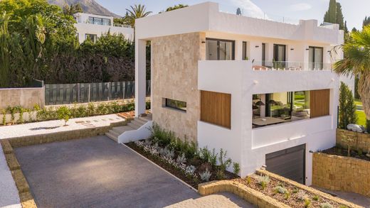 Einfamilienhaus in The Golden Mile, Málaga