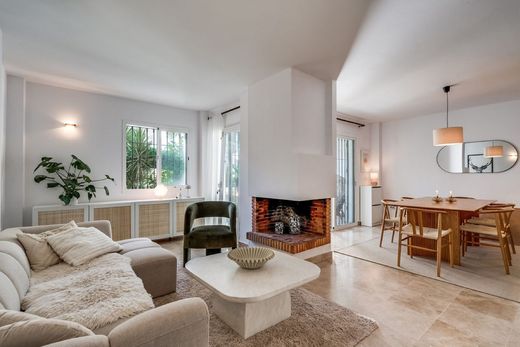 Casa di città a Nueva Andalucia, Málaga