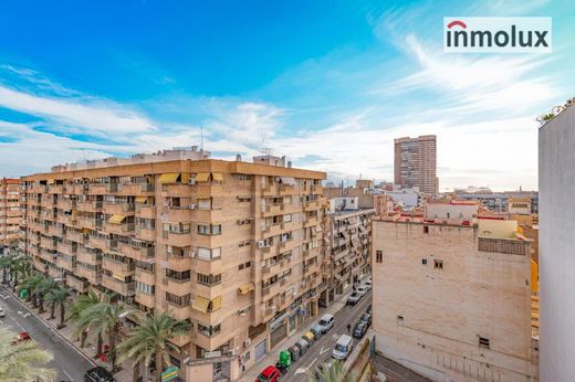 Piso / Apartamento en Alicante, Provincia de Alicante