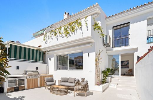 Townhouse in San Pedro de Alcántara, Malaga