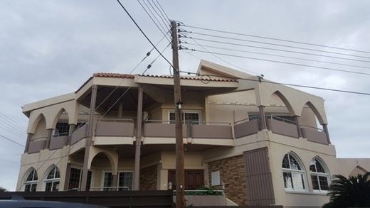 Detached House in Agia Fylaxis, Lemesós