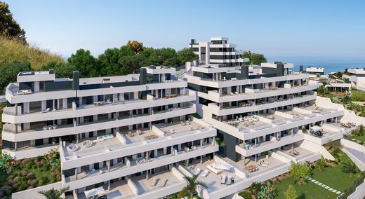 Apartment / Etagenwohnung in Los Monteros, Málaga