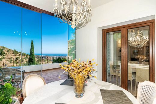 Einfamilienhaus in Benahavís, Málaga