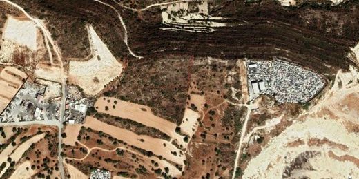 Land in Ýpsonas, Limassol District