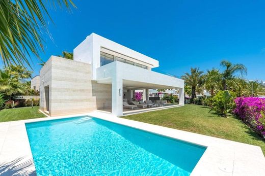 Einfamilienhaus in Marbella, Málaga