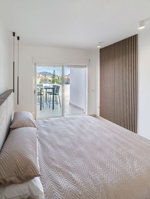 Penthouse in Puerto Banus, Malaga