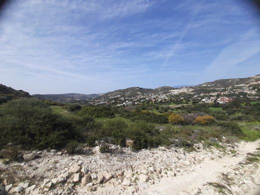 Land in Palodeia, Palódeia