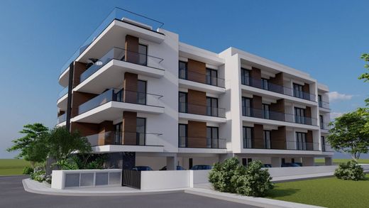 Apartment / Etagenwohnung in Ágios Athanásios, Limassol District
