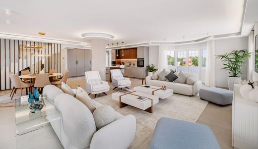 Penthouse in Nueva Andalucia, Provincia de Málaga