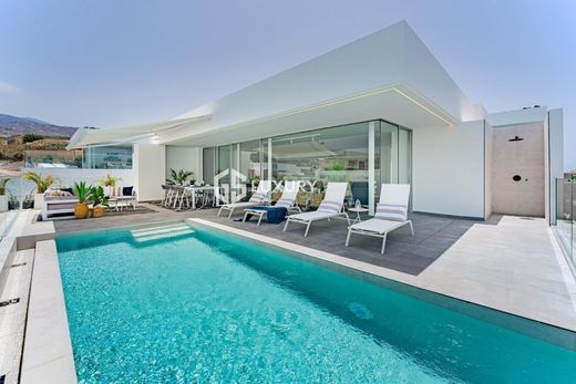 Luxury home in Adeje, Province of Santa Cruz de Tenerife