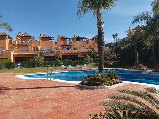Semidetached House in El Paraíso, Malaga