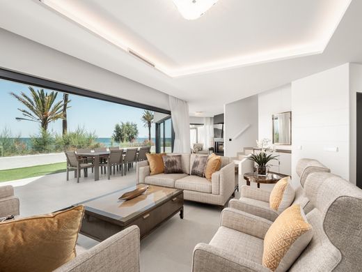 Townhouse in Estepona, Malaga