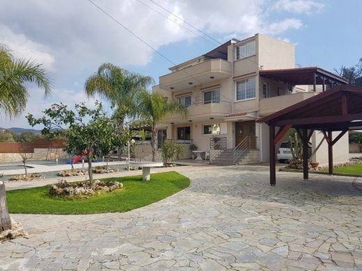 Luxury home in Paramýtha, Limassol District