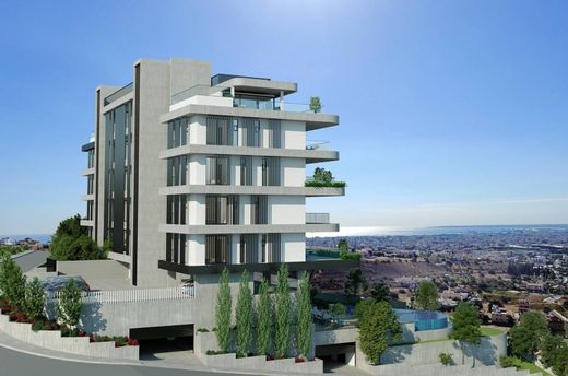 Apartment / Etagenwohnung in Limassol, Limassol District