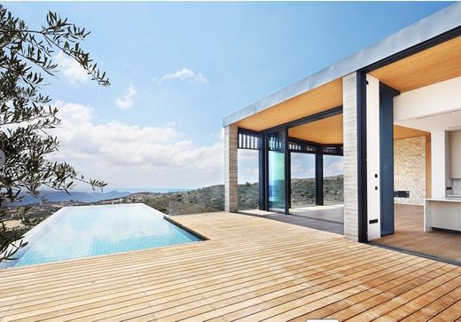 Detached House in Tsáda, Paphos District