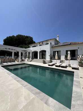 Villa in San Pedro de Alcántara, Malaga