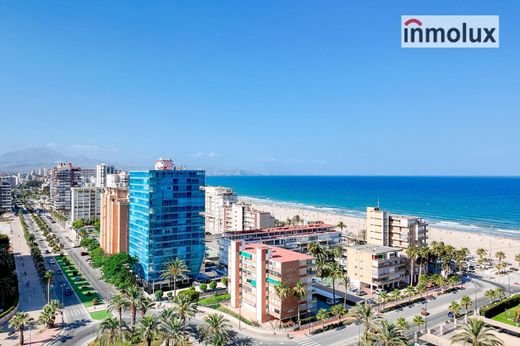 Piso / Apartamento en Alicante, Provincia de Alicante