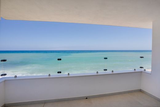 Detached House in Estepona, Malaga