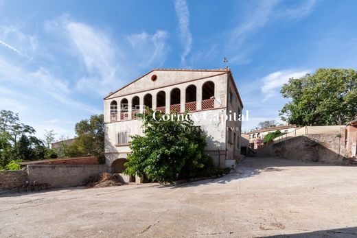 ‏בתי כפר ב  Ullastret, Província de Girona