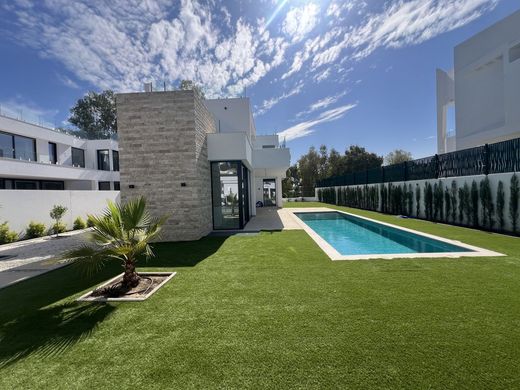 Detached House in Estepona, Malaga