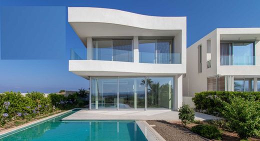 Detached House in Coral Bay, Paphos District