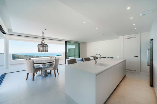 بنتهاوس ﻓﻲ Ojén, Provincia de Málaga