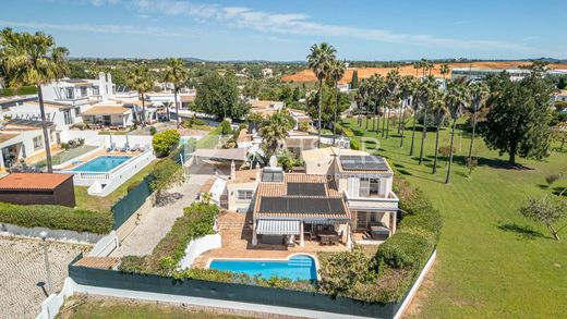 Villa in Albufeira e Olhos de Água, Albufeira Municipality