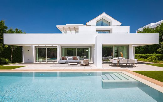 Detached House in Estepona, Malaga